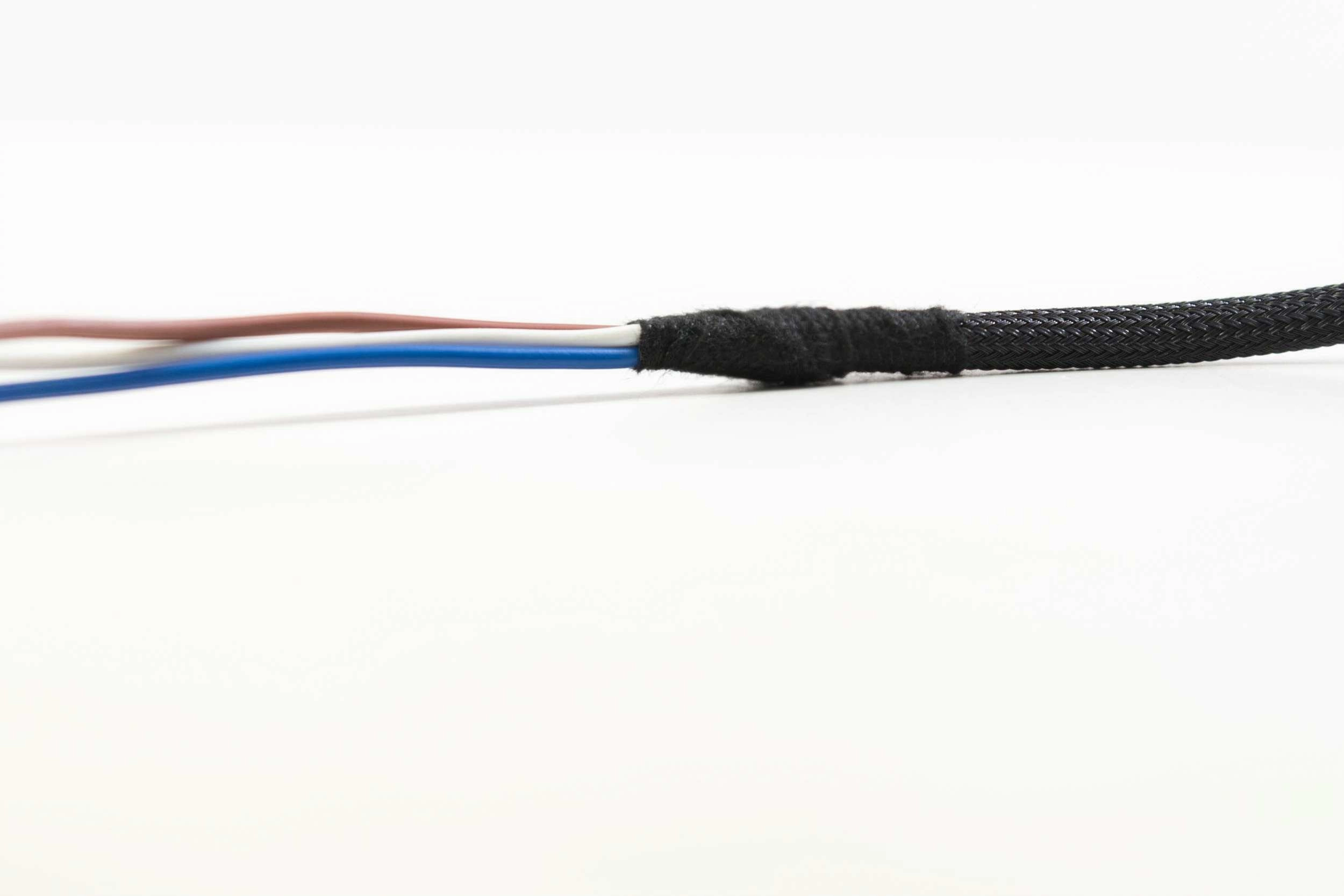 0.001 in x 0.748 in. x 49.21ft Tape: Cloth Wire Harness <br>Universal