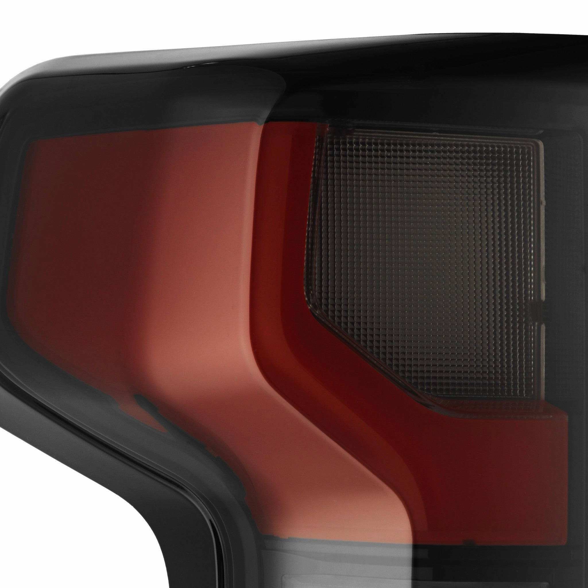 19-24 Chevrolet Silverado 1500 / 20-24 Silverado 2500HD/3500HD LUXX-Series LED Tail Lights Black Red