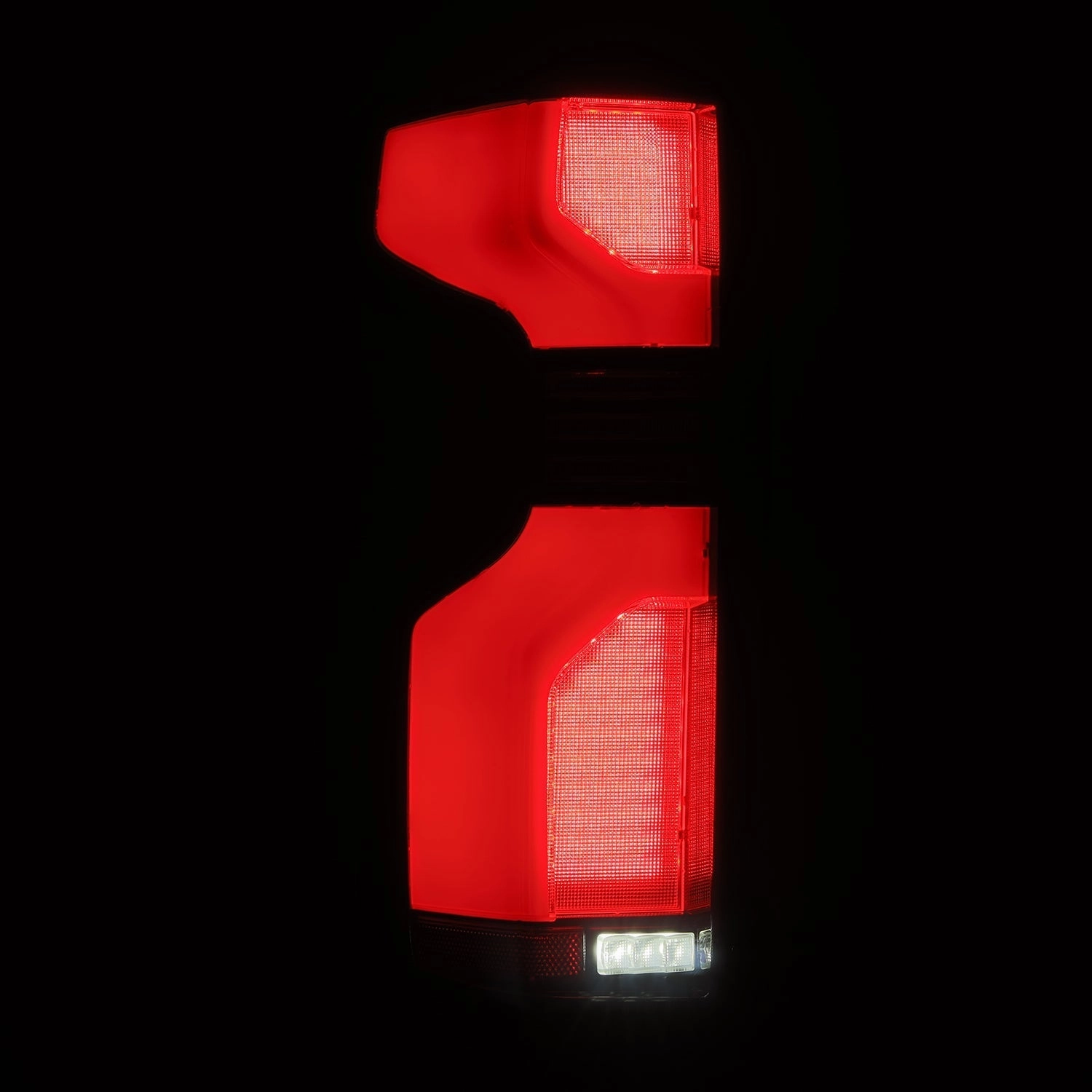 19-24 Chevrolet Silverado 1500 / 20-24 Silverado 2500HD/3500HD LUXX-Series LED Tail Lights Black Red