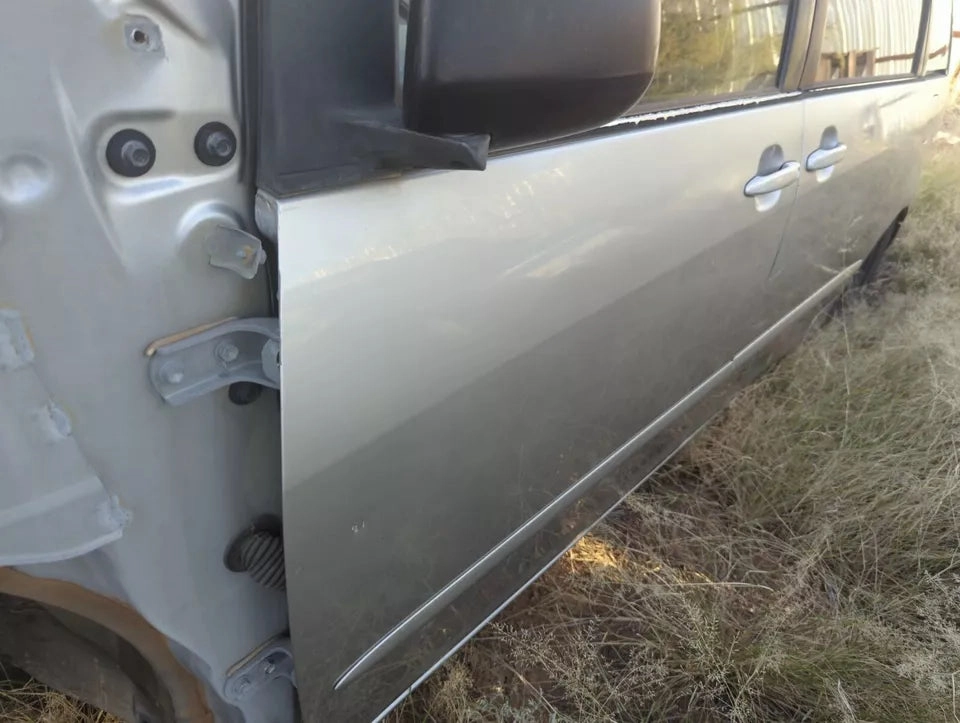 2004 2005 2006 2007 2008 2009 2010 TOYOTA SIENNA TAILGATE HATCH TRUNK LID TAIL G
