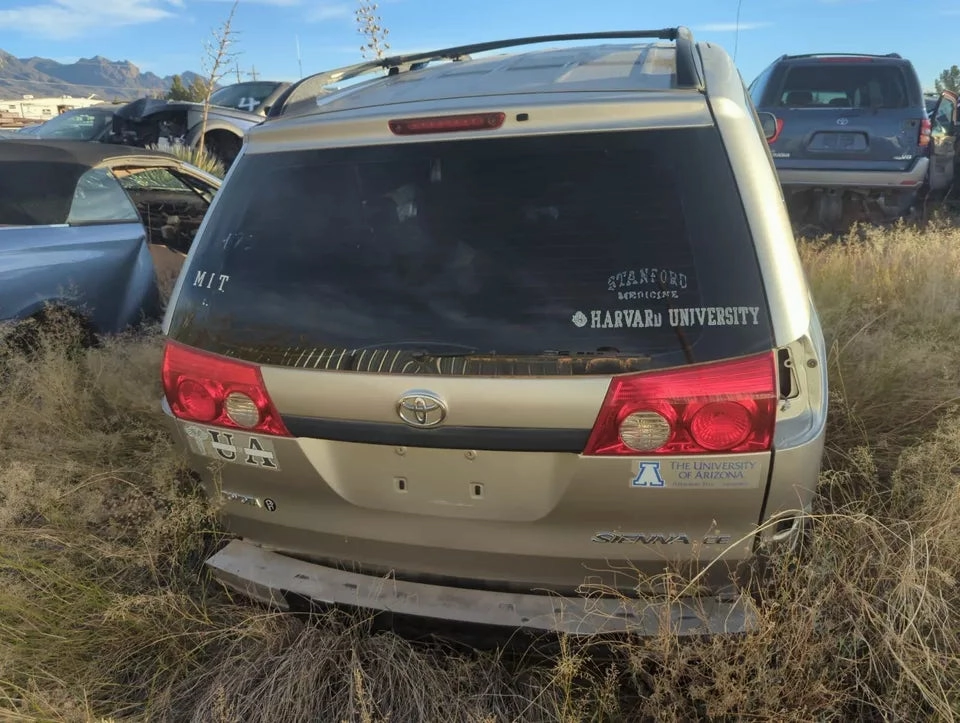 2004 2005 2006 2007 2008 2009 2010 TOYOTA SIENNA TAILGATE HATCH TRUNK LID TAIL G