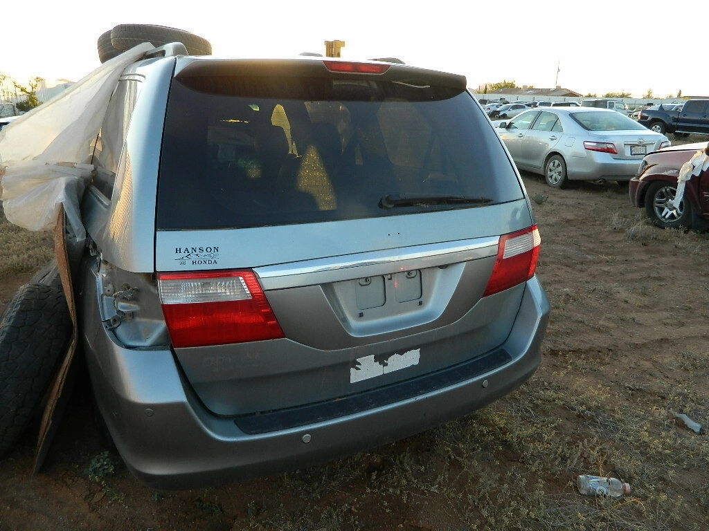 2005 2006 2007 HONDA ODYSSEY TAILGATE TAIL GATE TRUNK LID HATCH- W/CAMERA