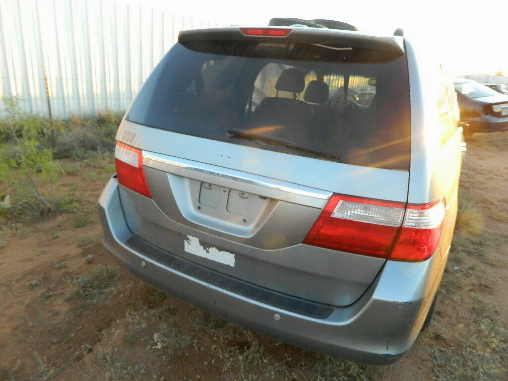2005 2006 2007 HONDA ODYSSEY TAILGATE TAIL GATE TRUNK LID HATCH- W/CAMERA