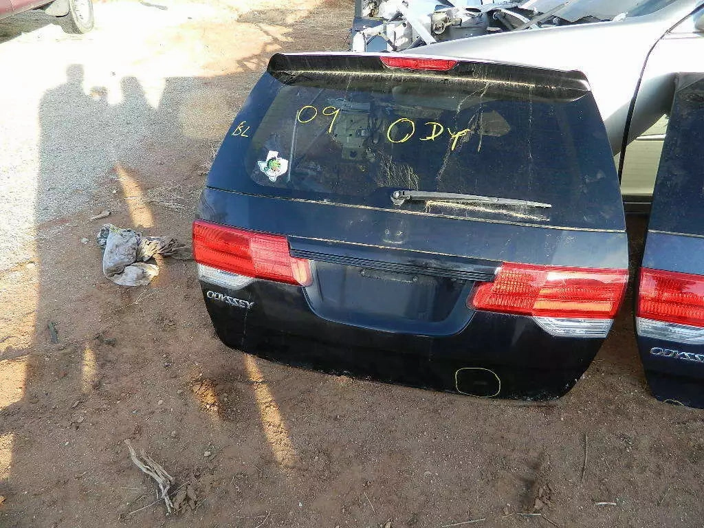 2008-2010 HONDA ODYSSEY TAILGATE TAIL GATE TRUNK LID HATCH W/CAMERA - B92P BLACK