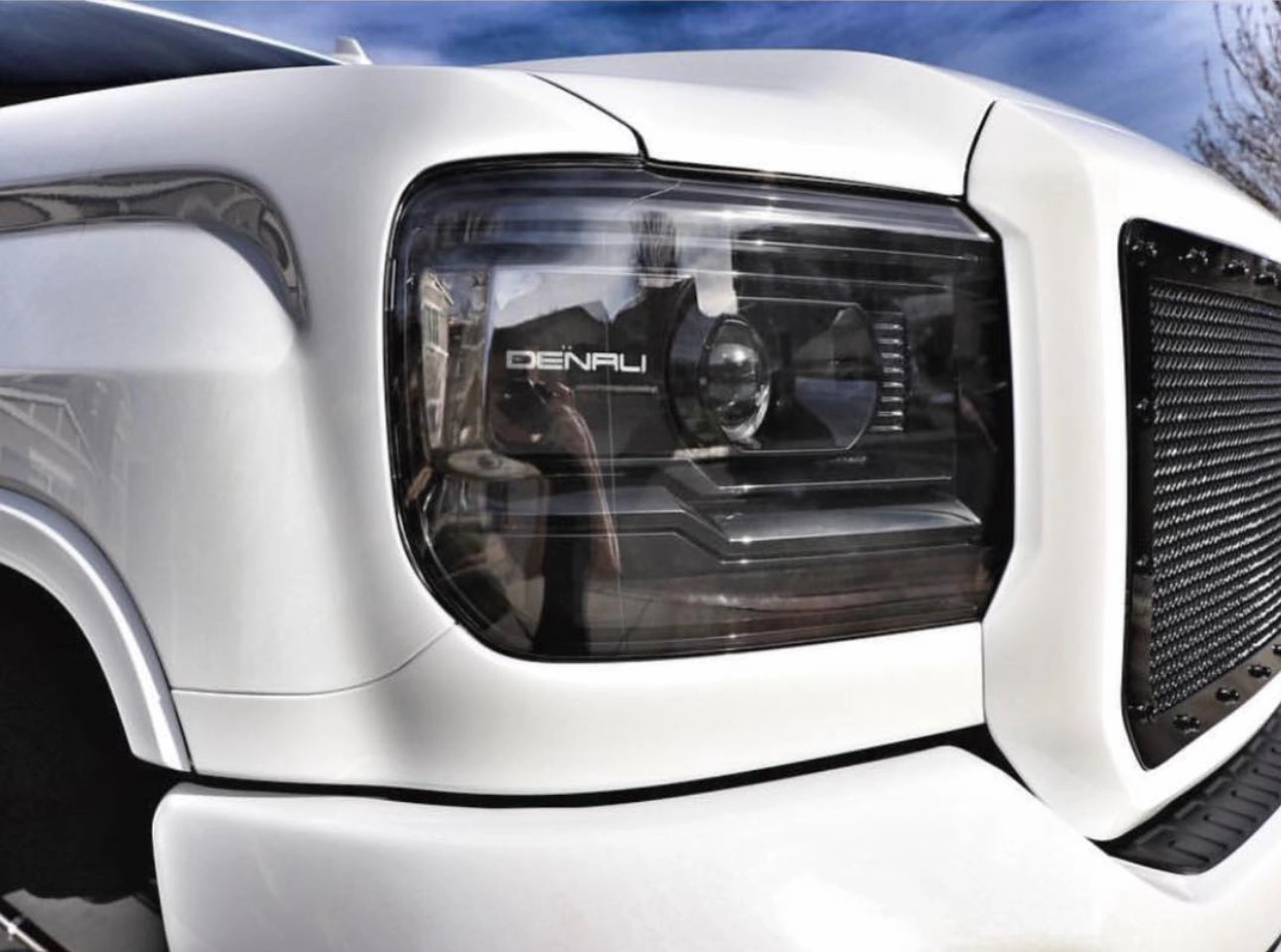 2014-2019 GMC Sierra Denali 2500/3500 HD OEM Custom Headlights
