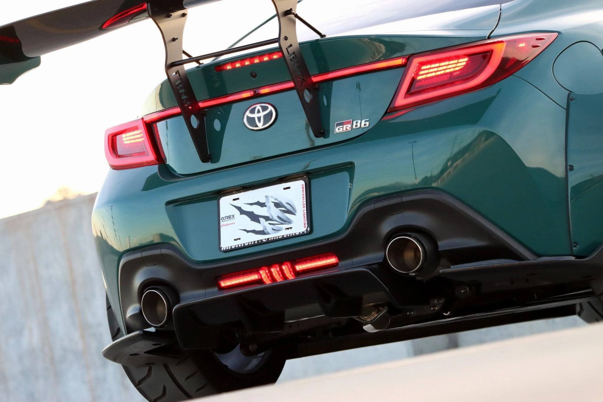 21-24 Toyota GR86/Subaru BRZ LUXX-Series LED Tail Lights Vivid Red