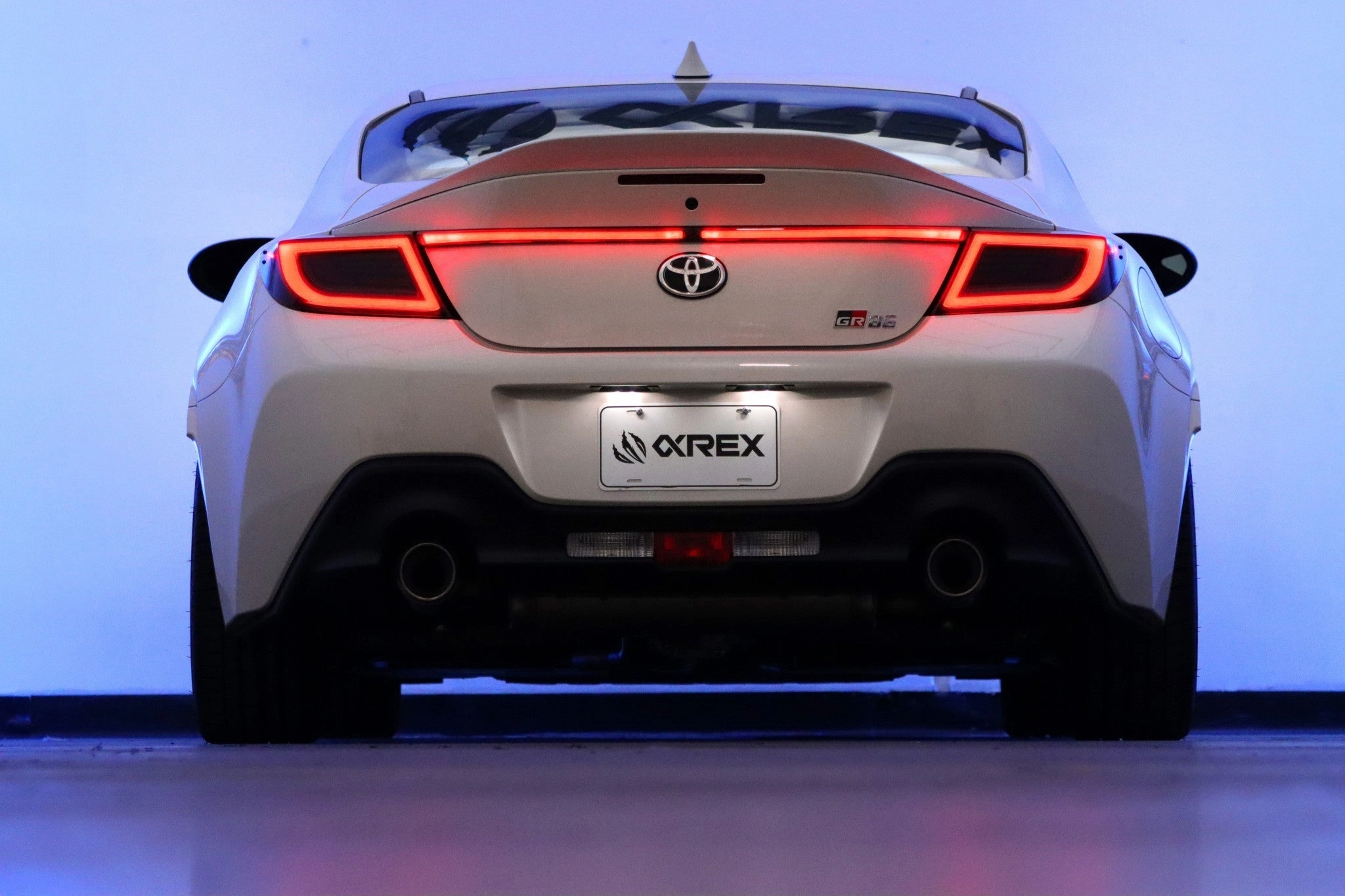21-24 Toyota GR86/Subaru BRZ LUXX-Series LED Tail Lights Vivid Red