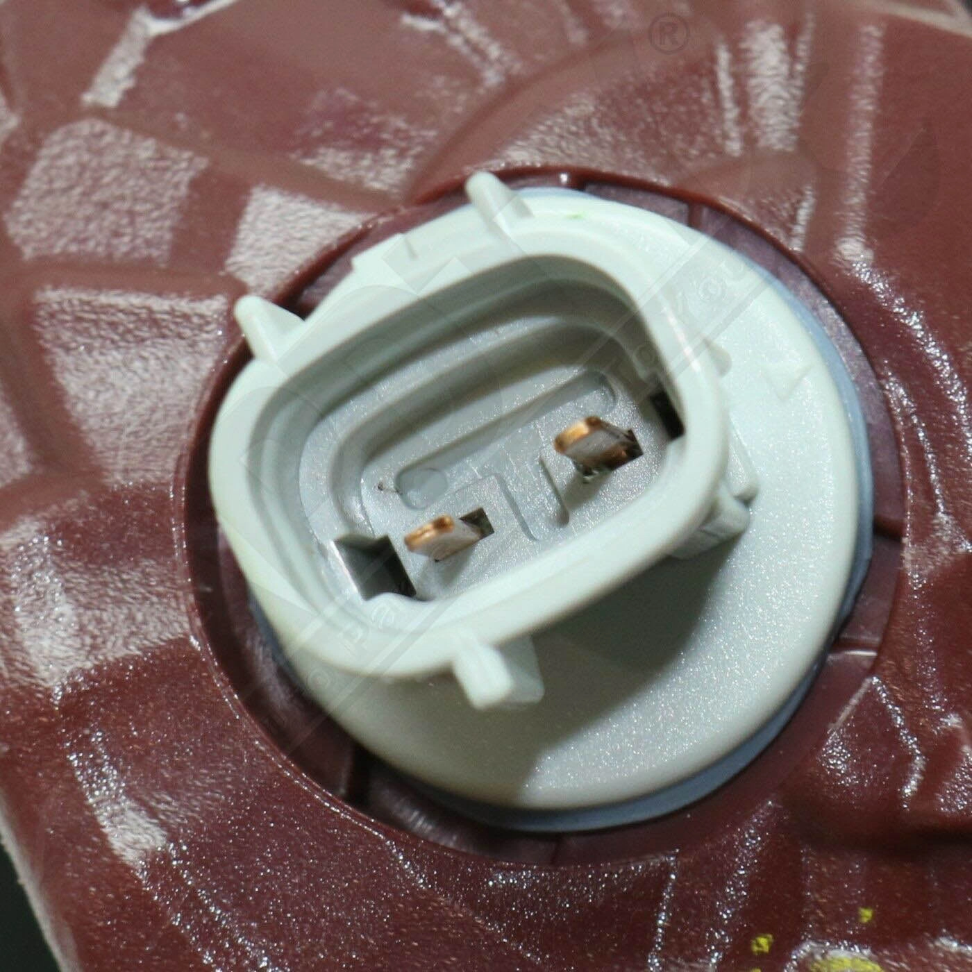 APDTY 153523  Tail Lamp Assembly Inner Right Side
