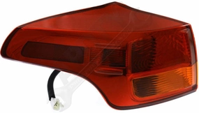 APDTY 153528  Tail Lamp Assembly Left Rear Outer