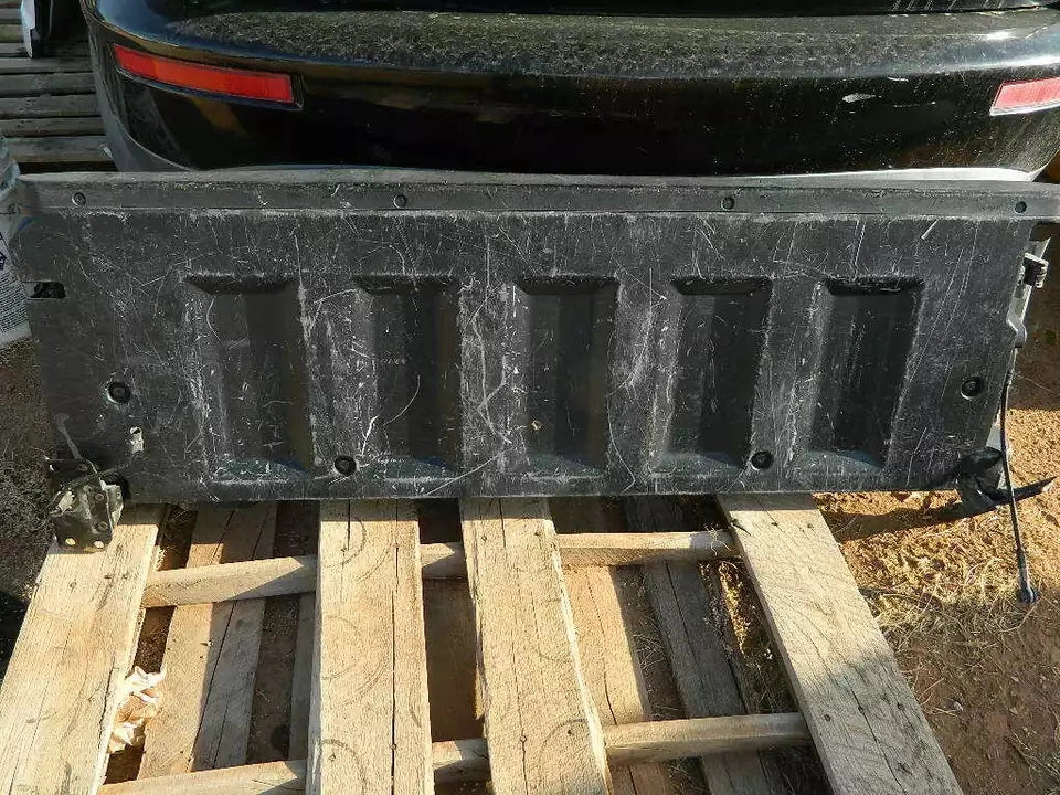 HONDA RIDGELINE TRUNK LID TAIL GATE TAILGATE LIFTGATE W/O CAMERA- SILVER