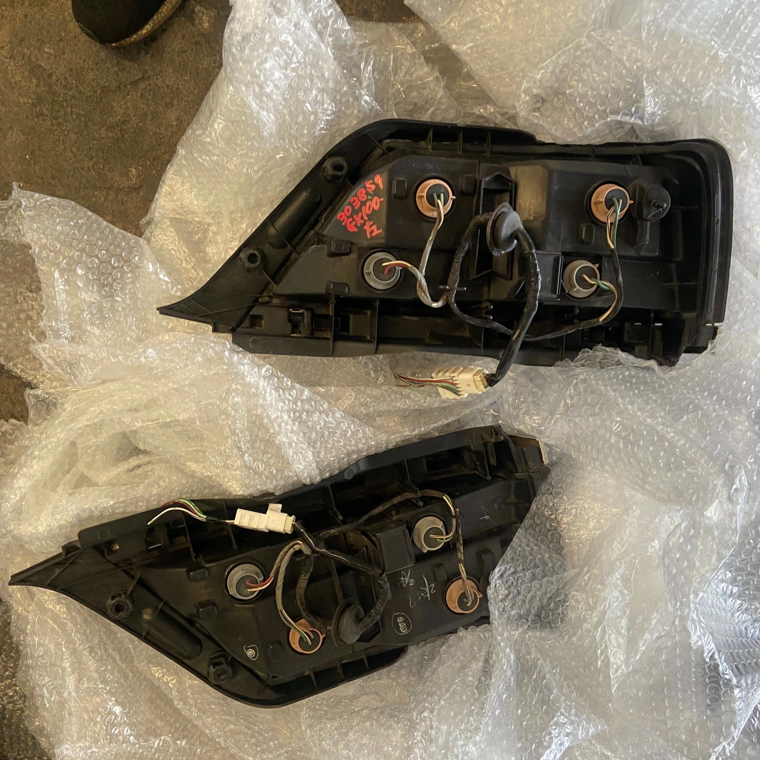 JZX100 Cresta Series 2 two boot trunk complete