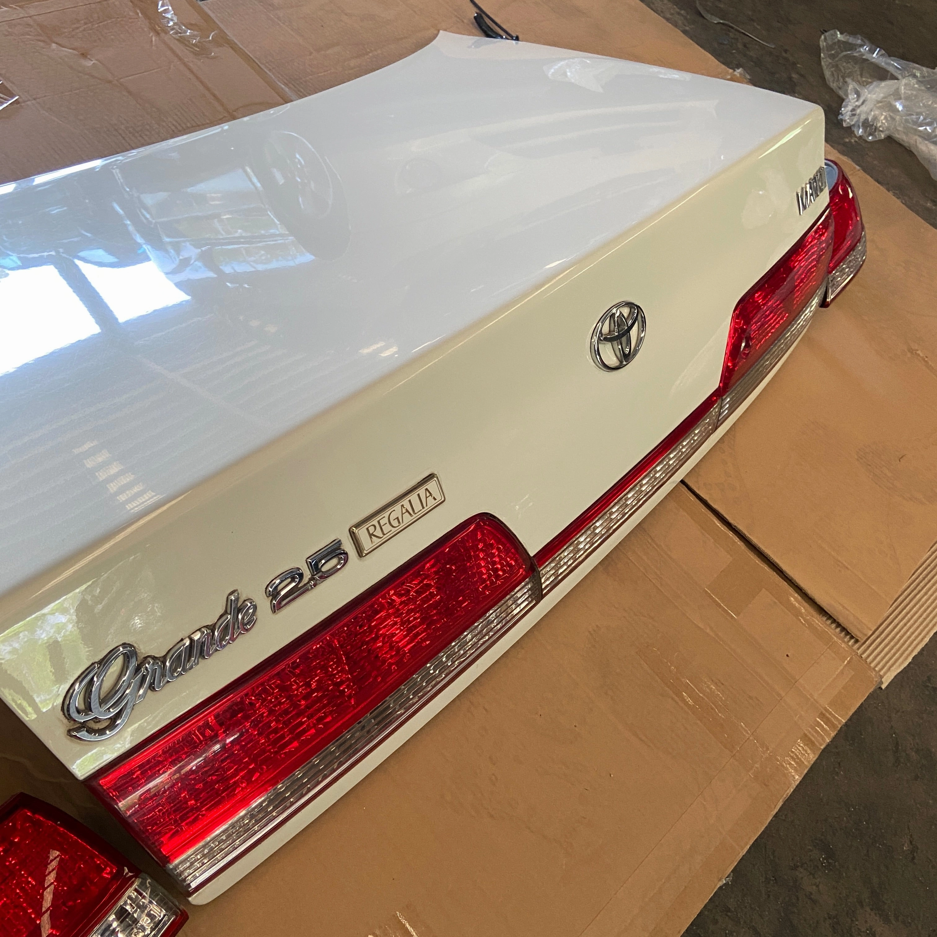 JZX100 Mark 2 Series two boot trunk complete