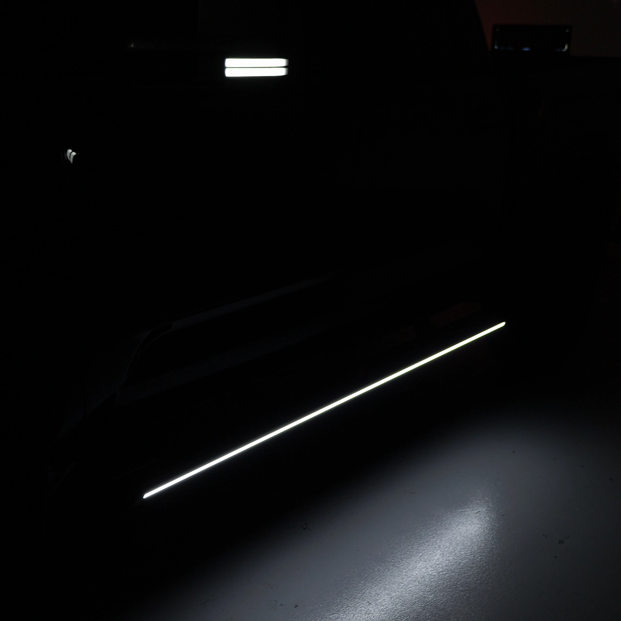 Lumastep M1 Light Up Running Boards | 2022-2024 Toyota Tundra