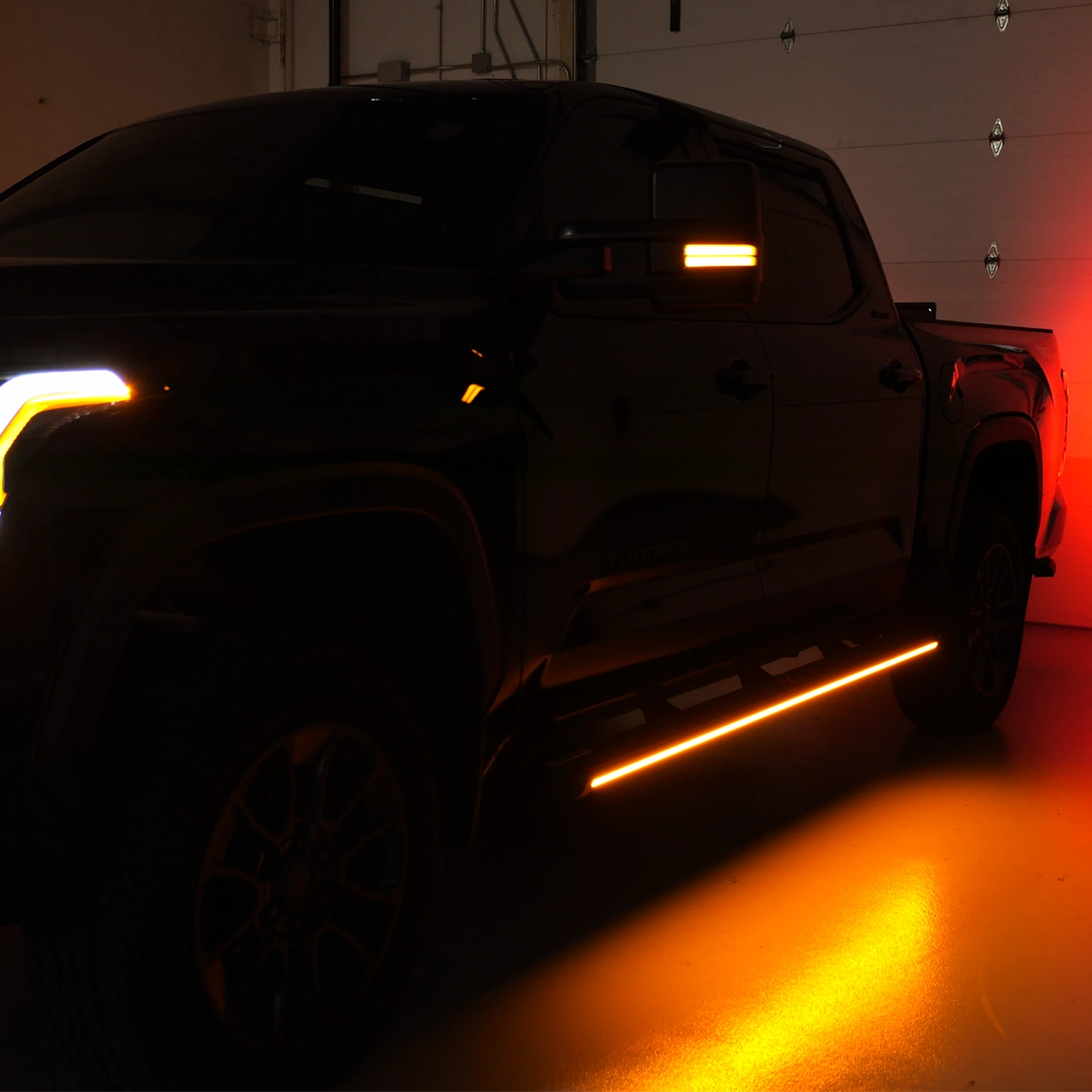 Lumastep M1 Light Up Running Boards | 2022-2024 Toyota Tundra