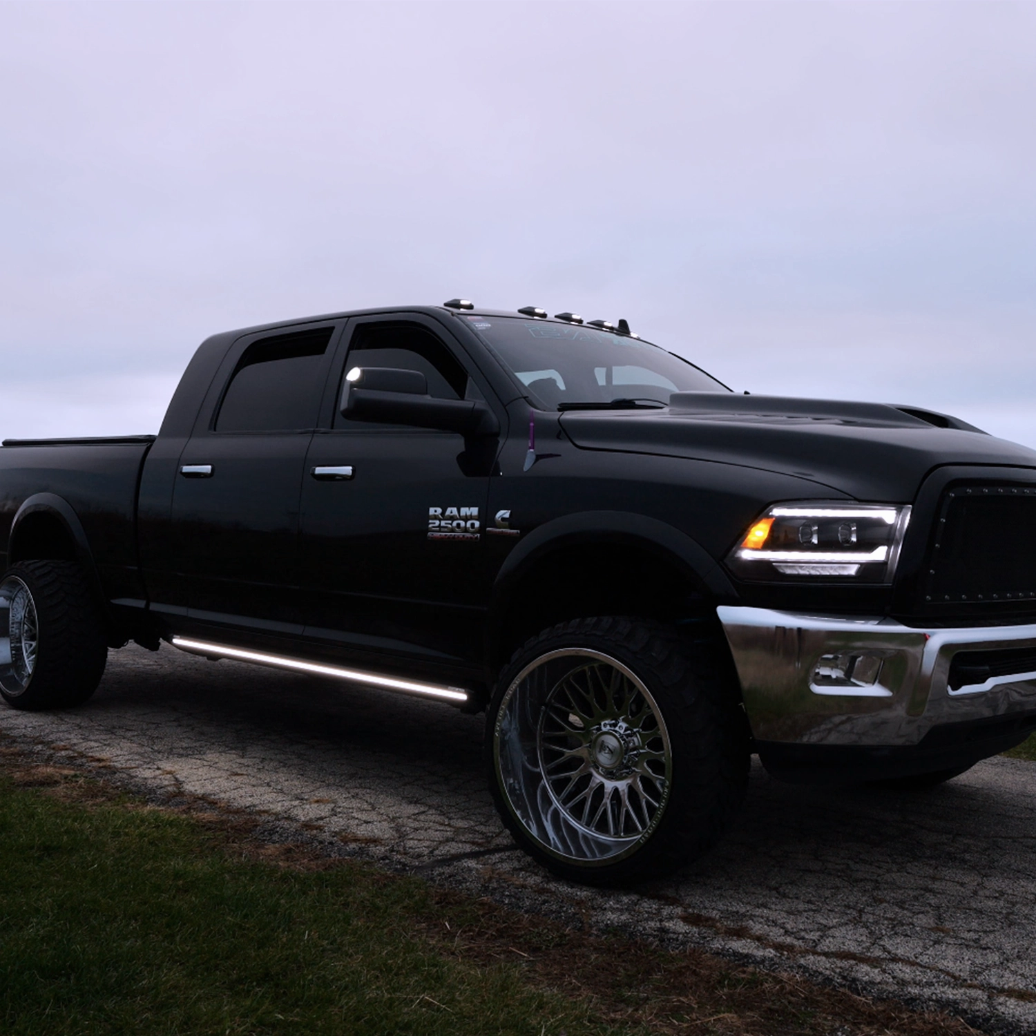 Lumastep M2 Powered Light Up Running Boards | 2009-2018 Dodge Ram 1500