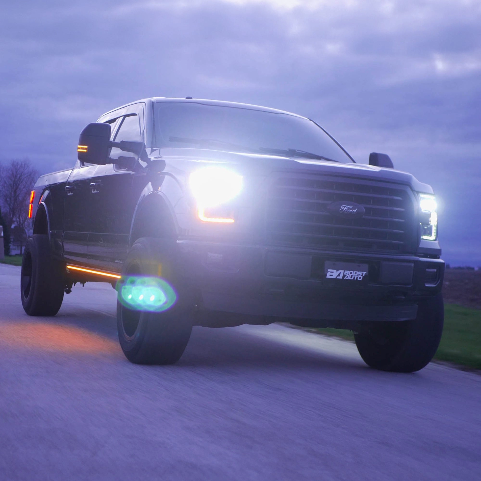 Lumastep M2 Powered Light Up Running Boards | 2015-2020 Ford F150