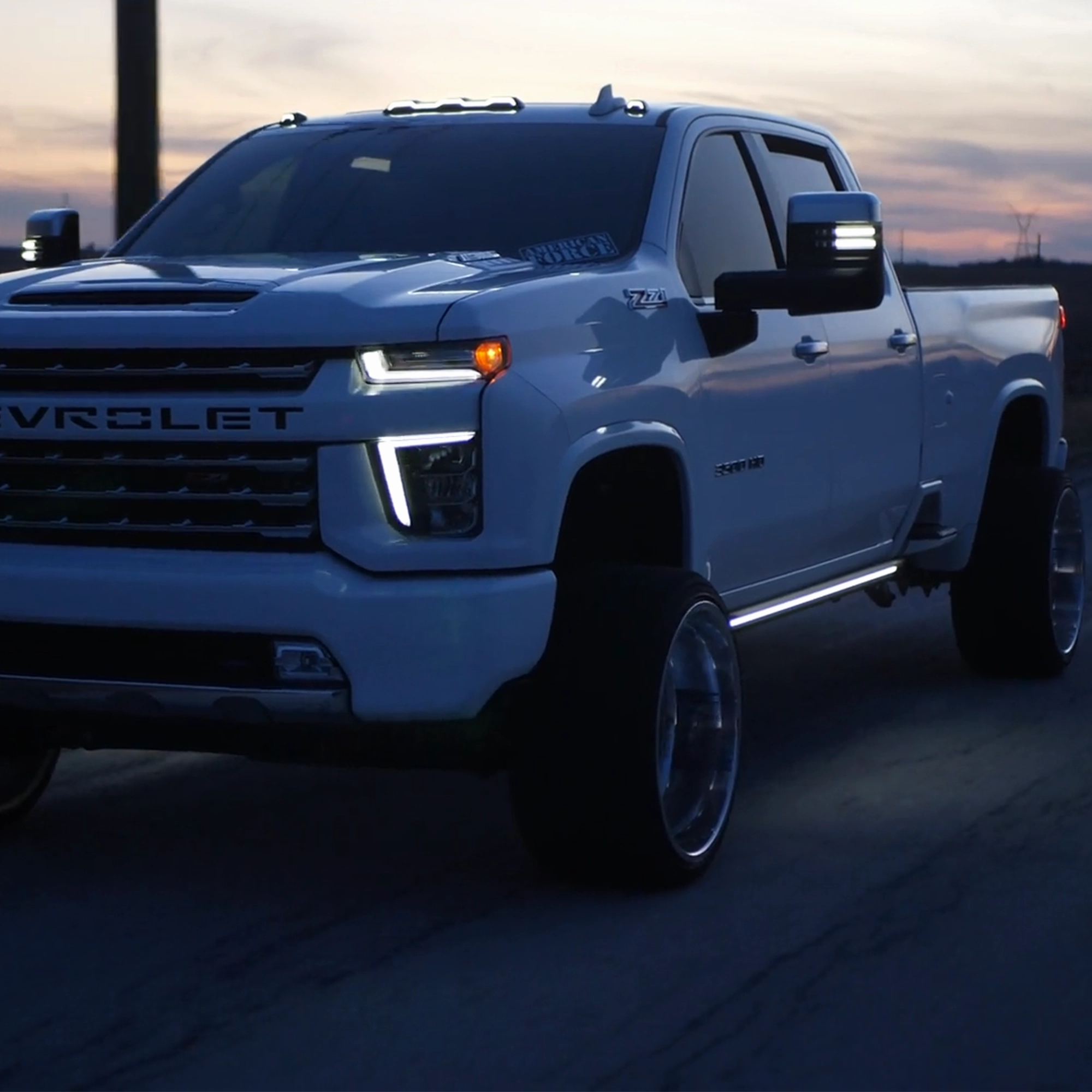Lumastep M2 Powered Light Up Running Boards | 2020-2025 Chevy Silverado & GMC Sierra 2500/3500
