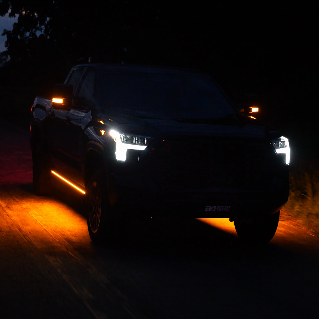 Lumastep M2 Powered Light Up Running Boards | 2022-2024 Toyota Tundra