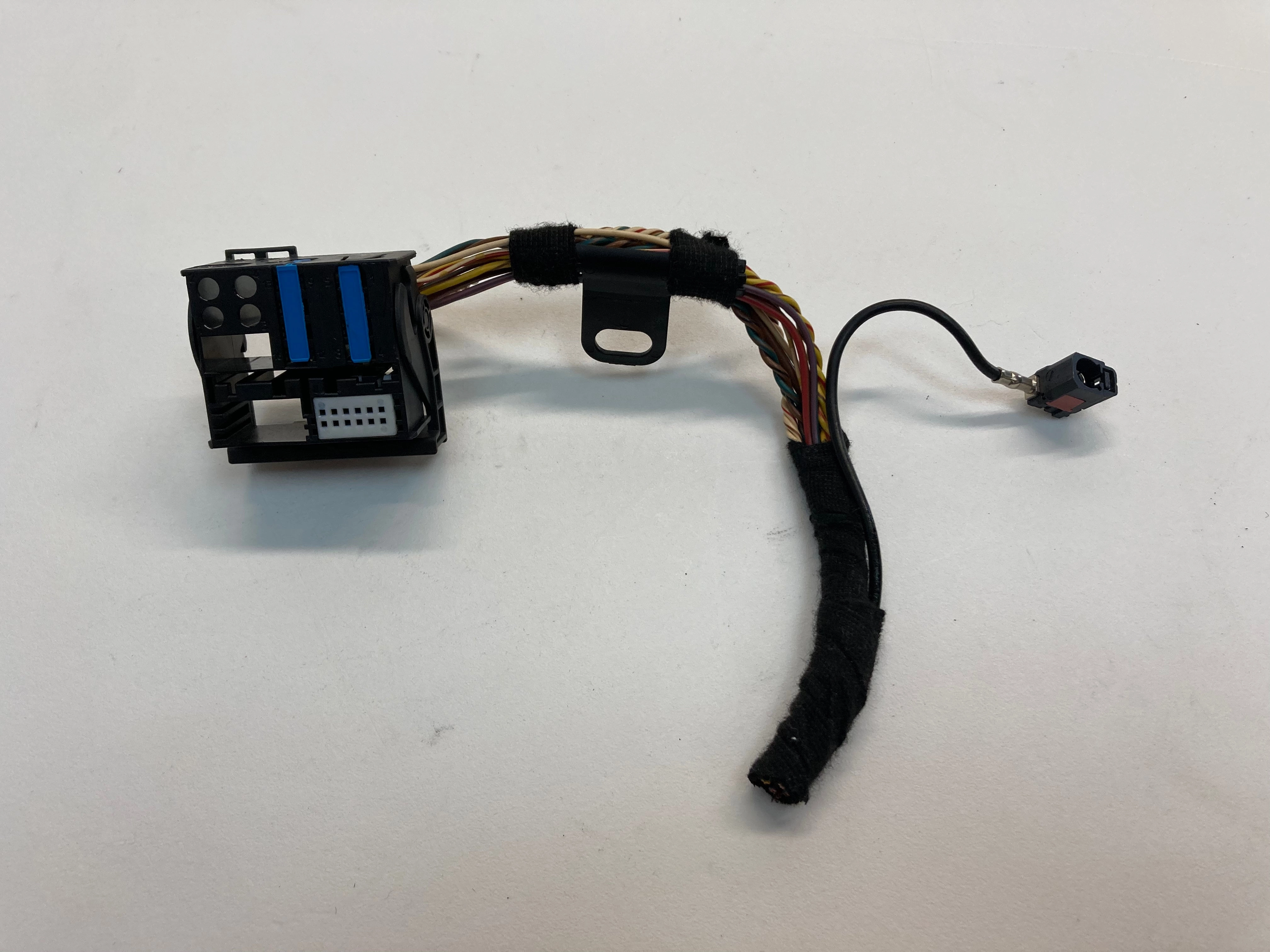 Mini Cooper Radio Connector HK 02-08 R50 R52 R53