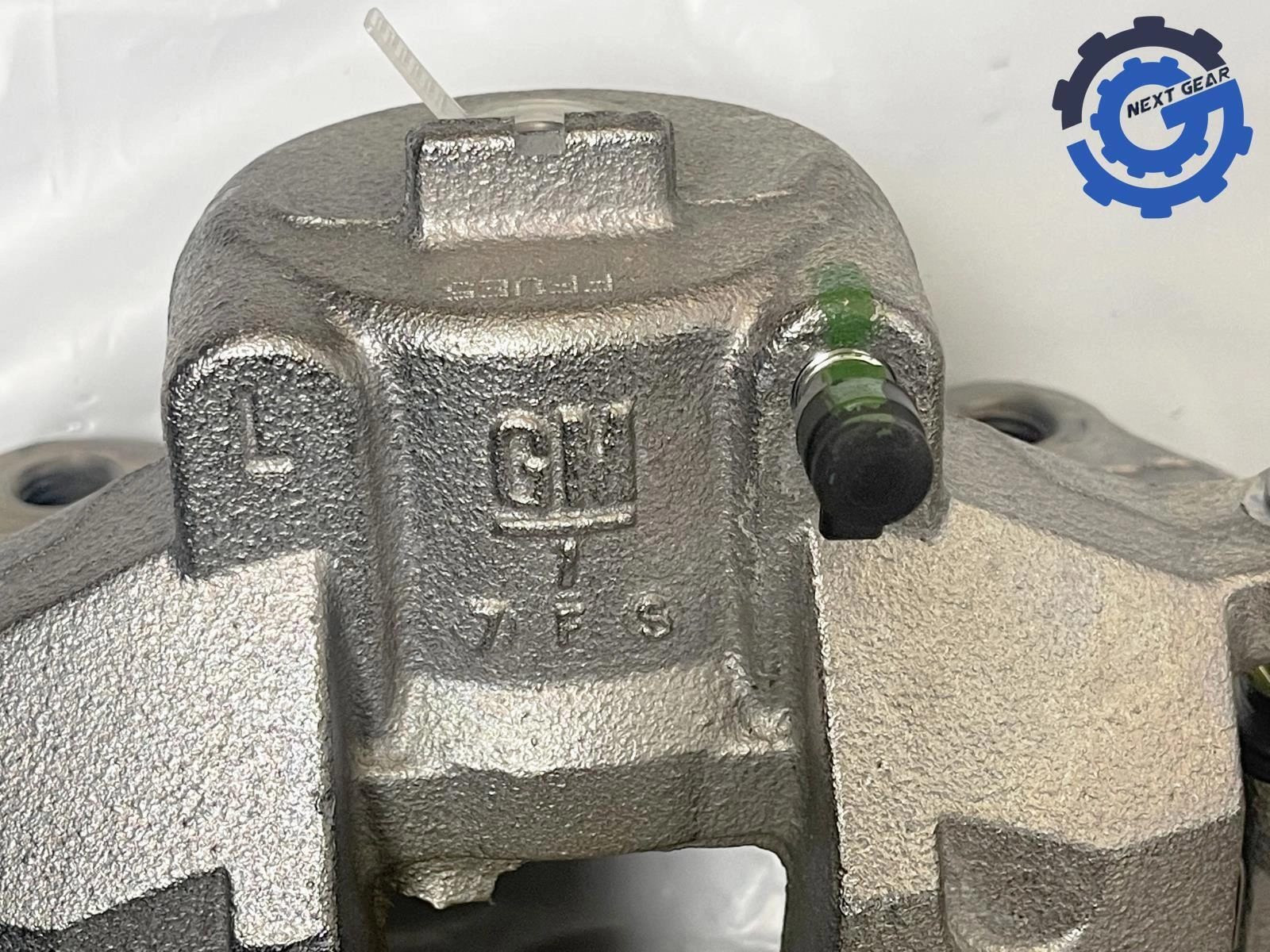 New OEM GM Front Left Brake Caliper W/ BRAKE PADS 2016-25 Chevy Malibu Equinox
